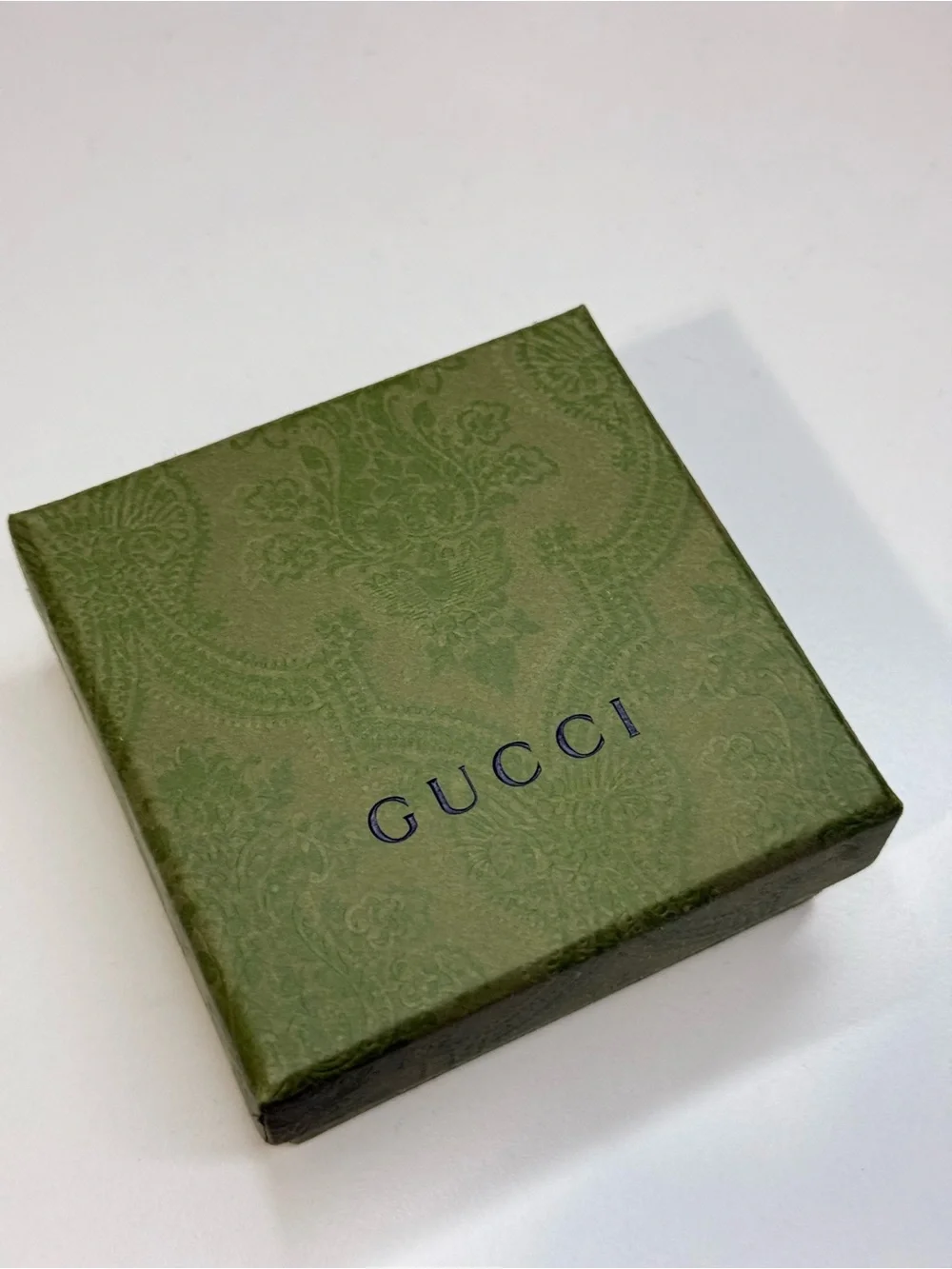Authentic Gucci Diagonal Interlocking G Bracelet Style : 774054 J8400 8106